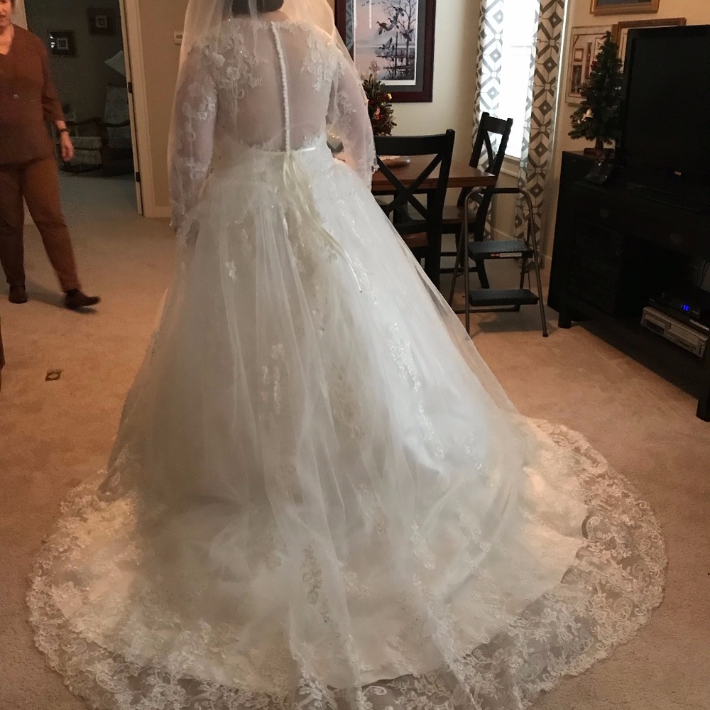 Wedding Dress - Ivory
